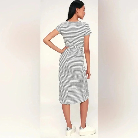 Lulus Sun Swept Black & White Striped Belted Midi Dress  Size Small - Picture 3 of 12